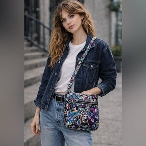 🎒 Vera Bradley Disney Mickey Mouse Quilted Crossbody